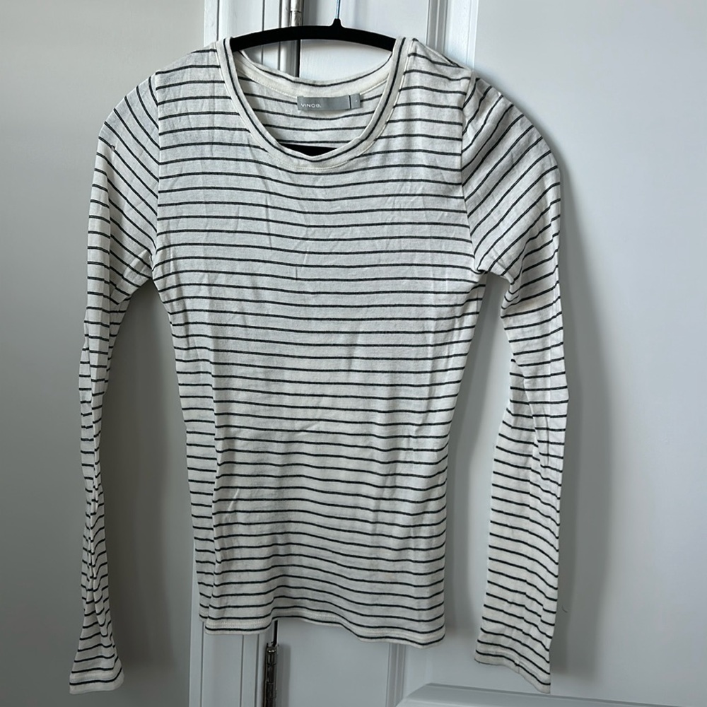 Vince long sleeve tshirt